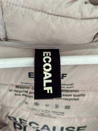 Abrigo plumífero Ecoalf beige