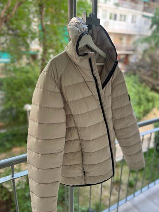 Abrigo plumífero Ecoalf beige