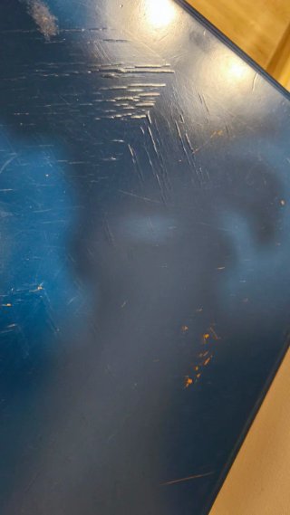 Mesa de centro azul de madera