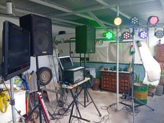 Alquiler de Equipo Karaoke  Yamaha y luces fiestas