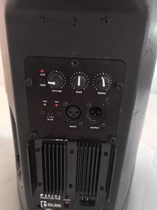 Altavoz autoamplificado The Box Negro