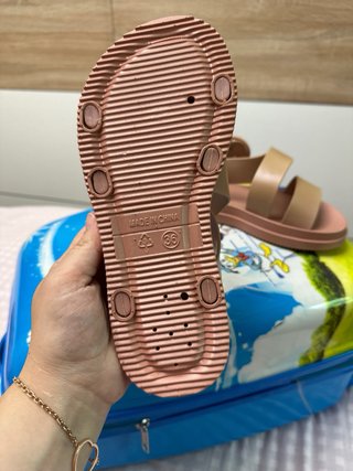 Ciabatte in gomma per la spiaggia