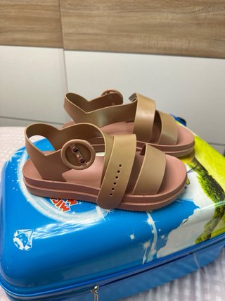 Ciabatte in gomma per la spiaggia