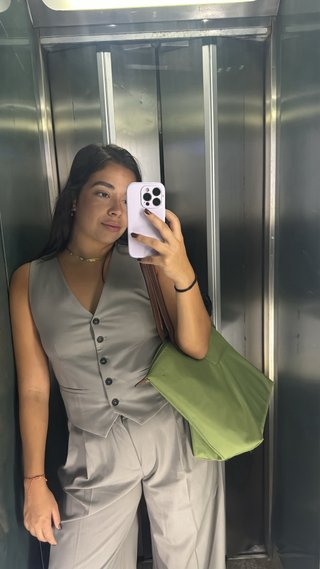 Chaleco gris de vestir