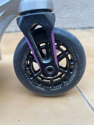 Scooter hecho a piezas
