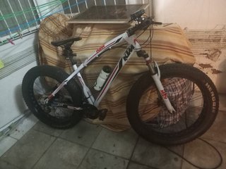 Bicicleta KTM Fat Bike Blanca