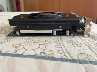 SOYO AMD Radeon R7 350 Tarjeta Gráfica