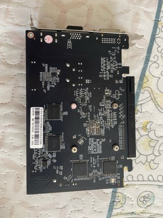 SOYO AMD Radeon R7 350 Tarjeta Gráfica