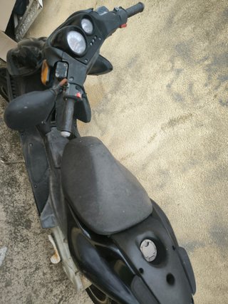 Yamaha Aerox 49cc Scooter Automático
