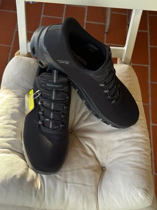 Zapatillas Skechers Slip-ins Negras Nuevas