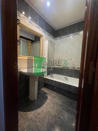 Piso en alquiler en Centro en Ourense