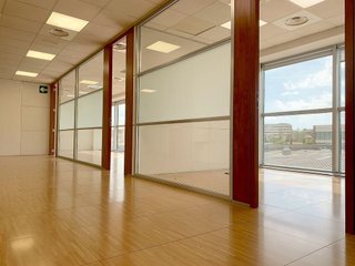 Oficina en alquiler en Coll Favà - Can Magí en Sant Cugat del Vallès