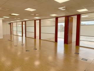 Oficina en alquiler en Coll Favà - Can Magí en Sant Cugat del Vallès