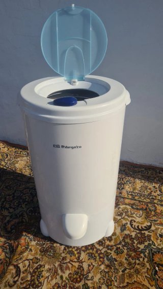 Secadora Orbegozo blanca.como nueva