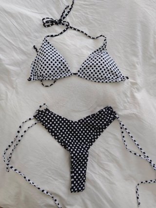 Bikini lunares blanco y negro talla L