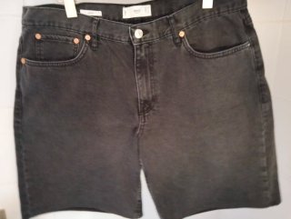 Pantalón corto bermuda 2 x1 Talla 42 Nuevas!!