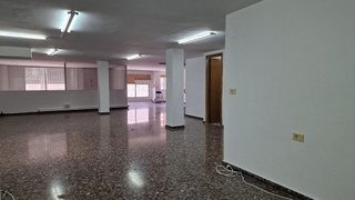 Local comercial en alquiler en Ayuntamiento - Centro en Alzira