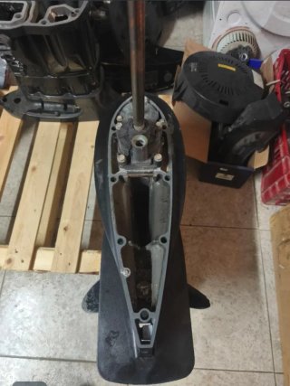 Cola Suzuki DF 115 con turbina