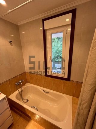 Piso en alquiler en Centro en Ourense