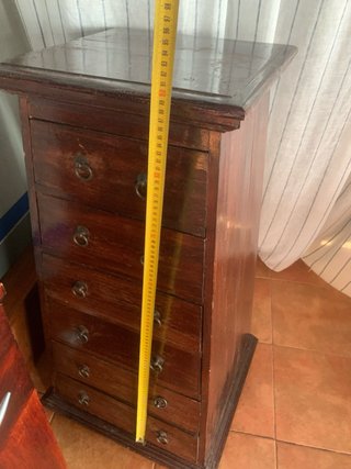 Mueble clásico de madera.