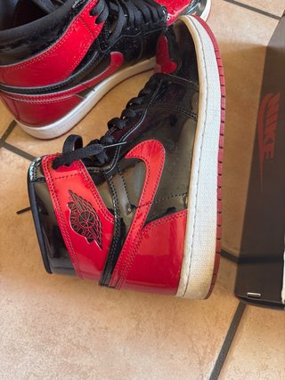 Jordan 1 Patent Pelle Nera Rossa