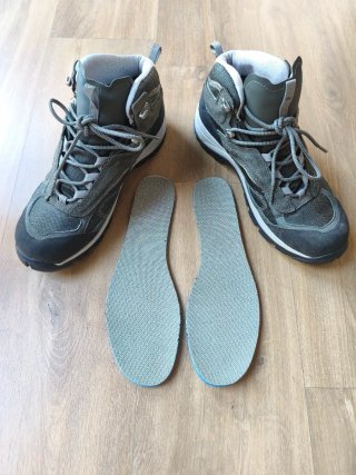 Botas de montaña Quechua Talla 42