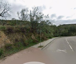 Terreno en venta en Zubia (La)