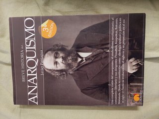 Breve historia del anarquismo