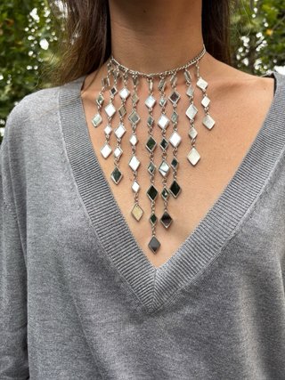 Collar cascada rombos plateado