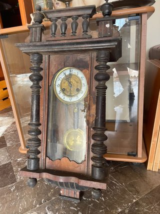 2 Orologi Antichi da Parete con Pendolo