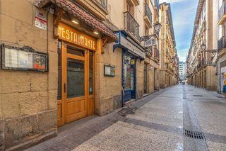 Local comercial en alquiler en Parte Vieja en San Sebastián-Donostia