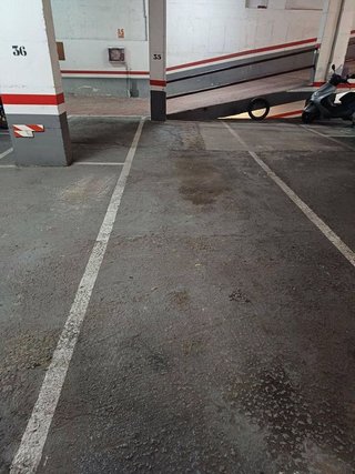 Garaje en venta en Centre en Hospitalet de Llobregat, L´