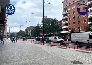 Piso en alquiler en San Pedro de Deusto-La Ribera en Bilbao