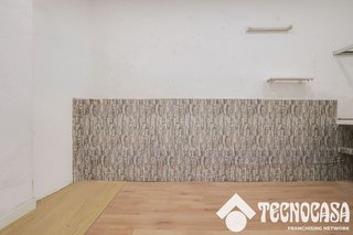 Local comercial en venta en Sant Josep en Hospitalet de Llobregat, L´