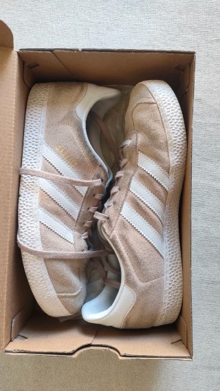 Adidas Gazelle Talla 37 1/3 Rosa palo