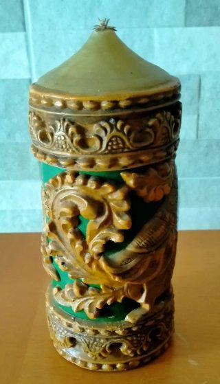Candela vintage intagliata a mano