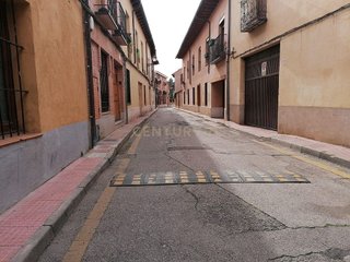 Garaje en venta en Casco Histórico en Alcalá de Henares