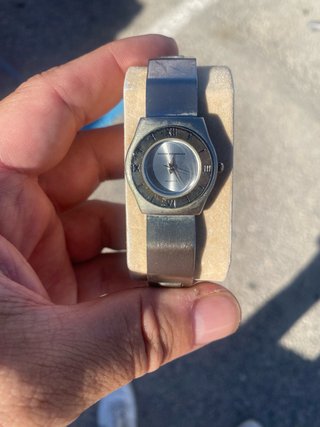 Reloj Adolfo Dominguez Esfera Romana. Sin pila