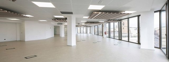 Oficina en alquiler en La Dreta de l'Eixample en Barcelona