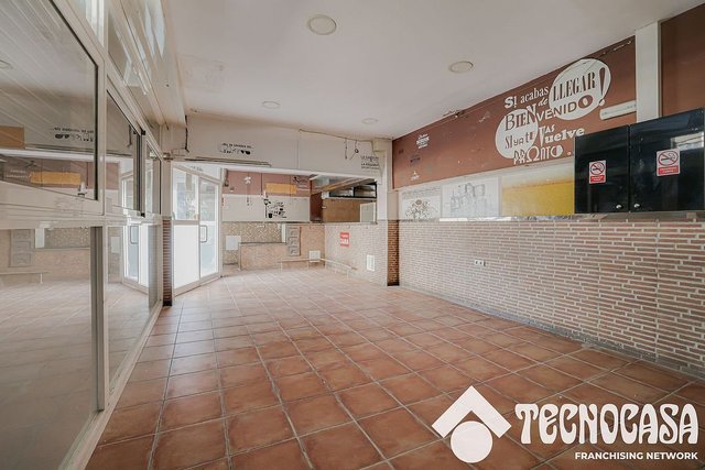 Bar en venta en Ciutat Meridiana en Barcelona