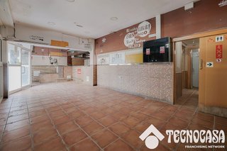 Bar en venta en Ciutat Meridiana en Barcelona - Imagen 22