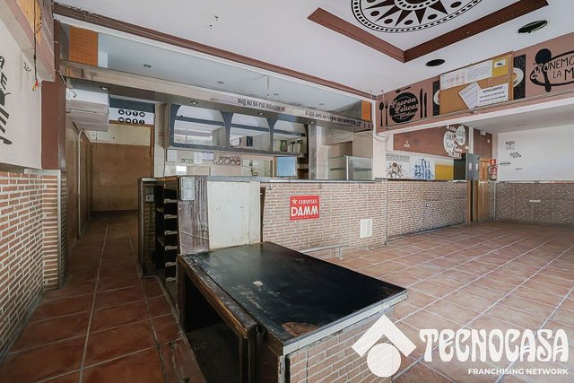 Bar en venta en Ciutat Meridiana en Barcelona - Imagen 10