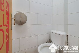 Bar en venta en Ciutat Meridiana en Barcelona - Imagen 37