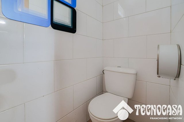 Bar en venta en Ciutat Meridiana en Barcelona - Imagen 19
