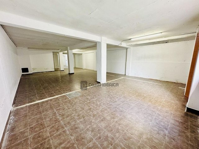 Local comercial en venta en Benicalap en Valencia - Imagen 10