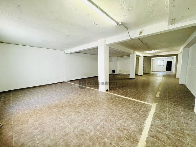 Local comercial en venta en Benicalap en Valencia - Imagen 11