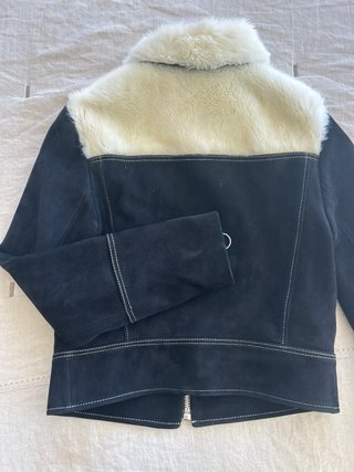 Chaqueta Piel Negra, pelo blanco/beige sintético