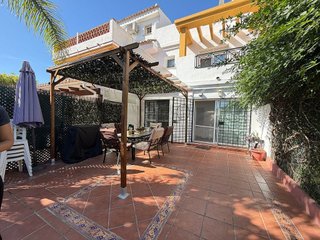 Casa adosada en alquiler en Parque de la Paloma en Benalmádena