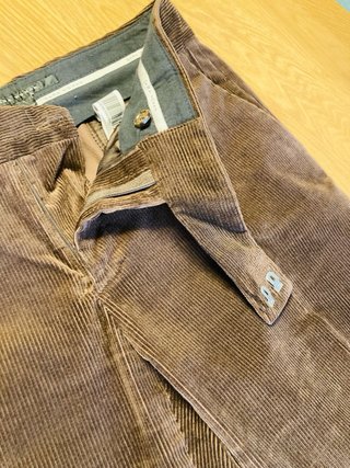 Pantalón pana marrón recto