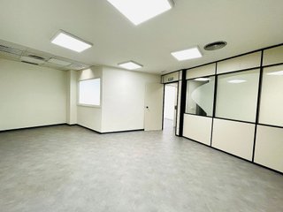 Local comercial en venta en La Nova Esquerra de l'Eixample en Barcelona - Imagen 31